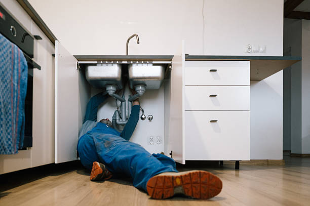 Professional Plumbing technician working in Lancaster, TX